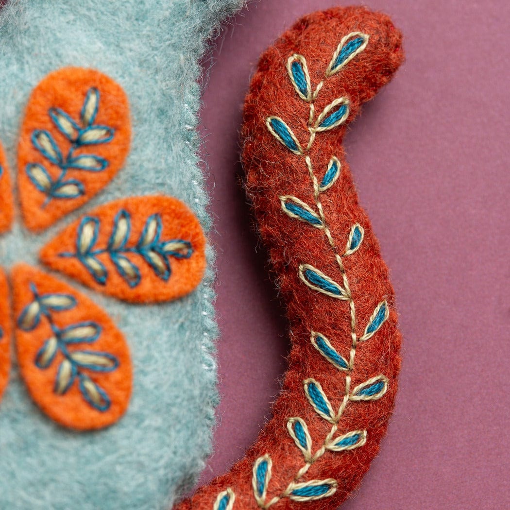 Folk Embroidered Cat Felt Craft Mini Kit  -