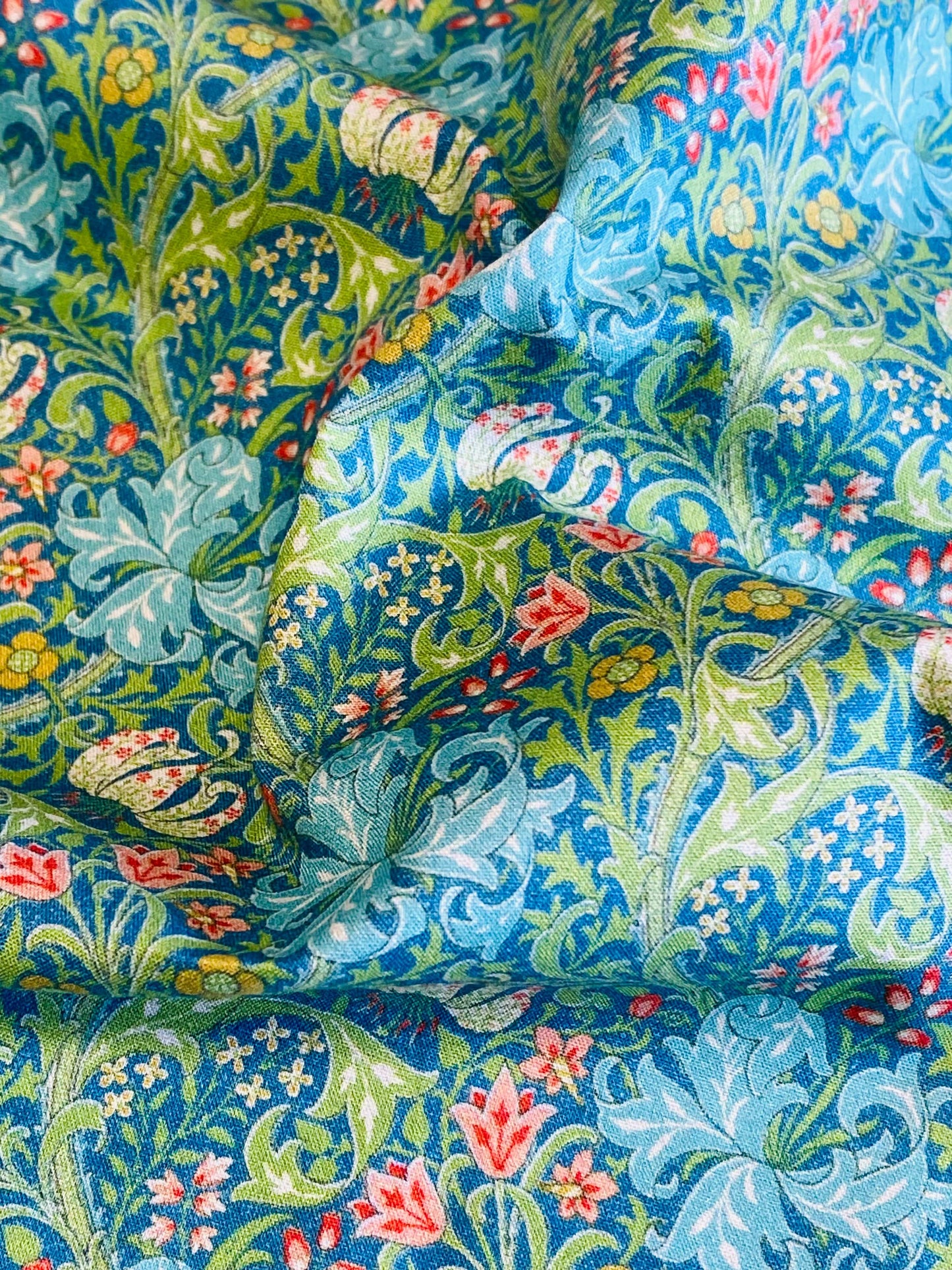 William Morris Golden Lily  -