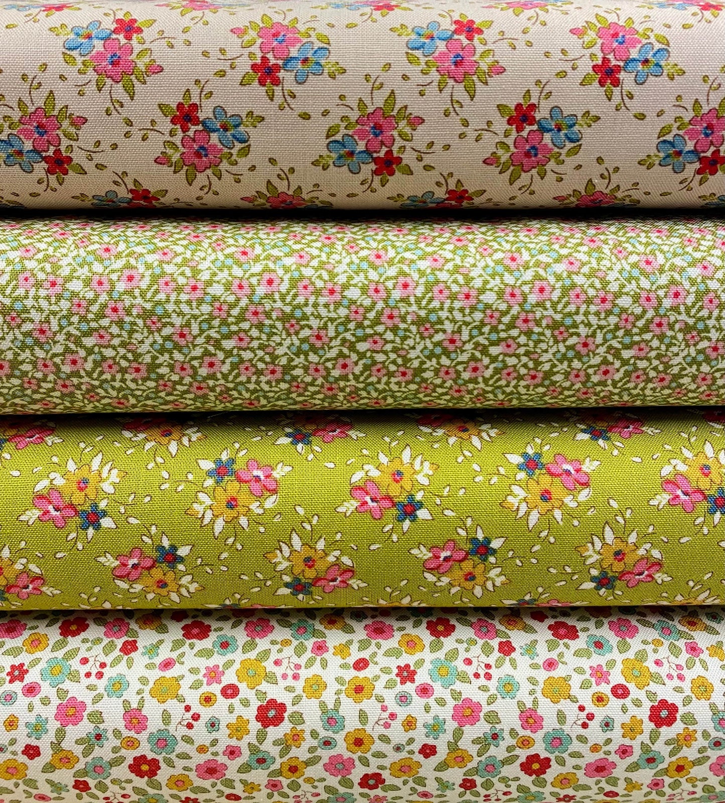 Fat Quarter Bundle                  Creating Memories: Spring  -  Spring