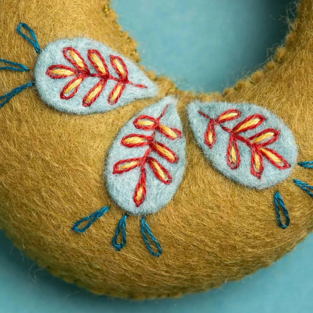 Folk Peacock Felt Kit  -