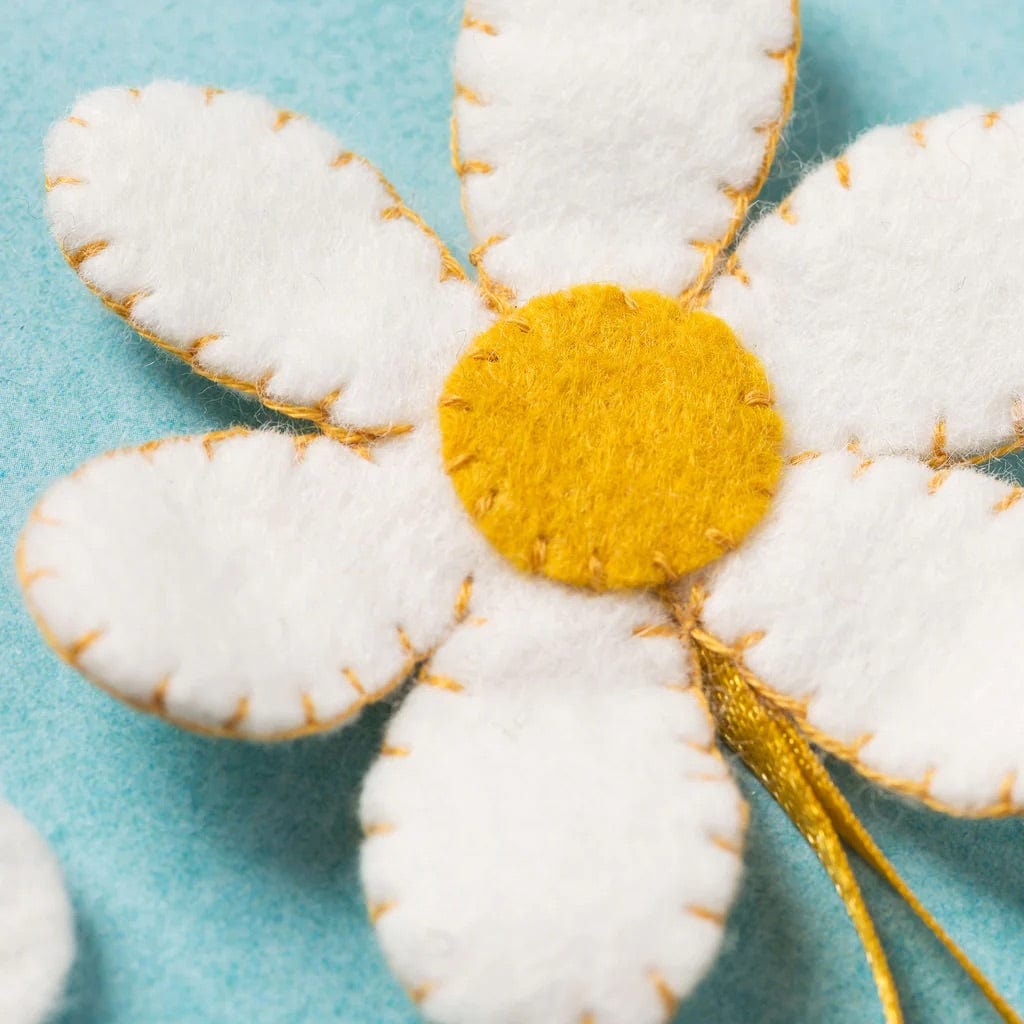 Bee and Flower Felt Craft kit  -