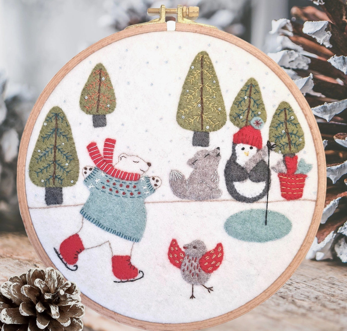 Skating on the Lake Appliquè Hoop Kit -