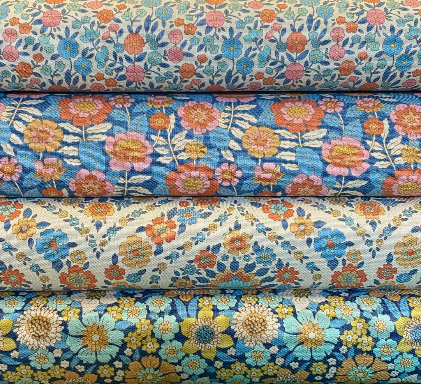Fat Quarter Bundle Wallflower Blue - Blue