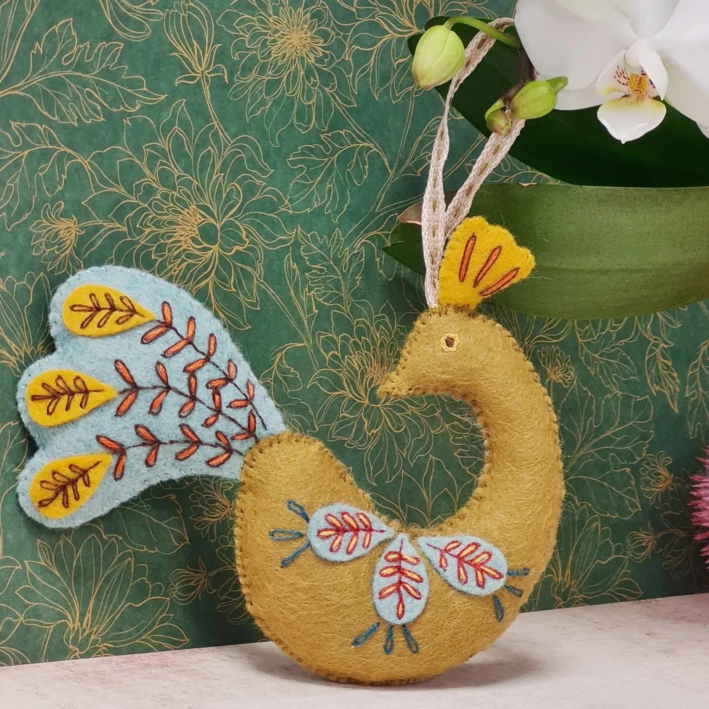 Folk Peacock Felt Kit -