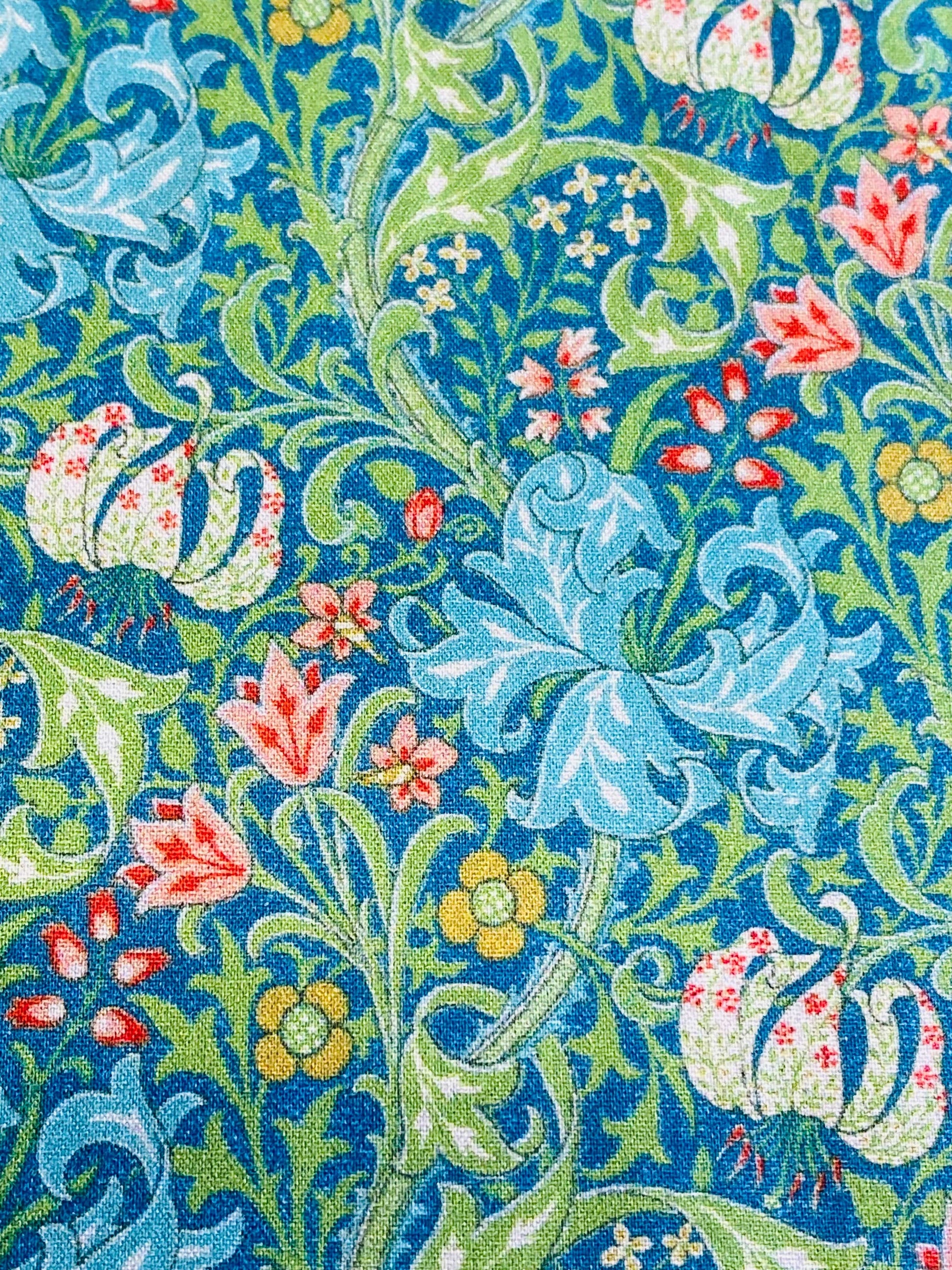 William Morris Golden Lily  -