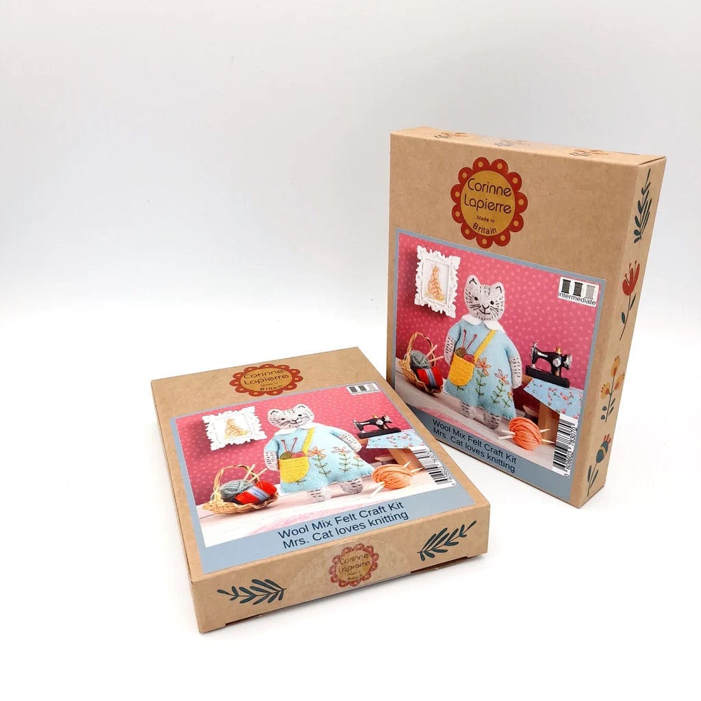 Mrs Cat Loves Knitting Felt Craft Kit  -