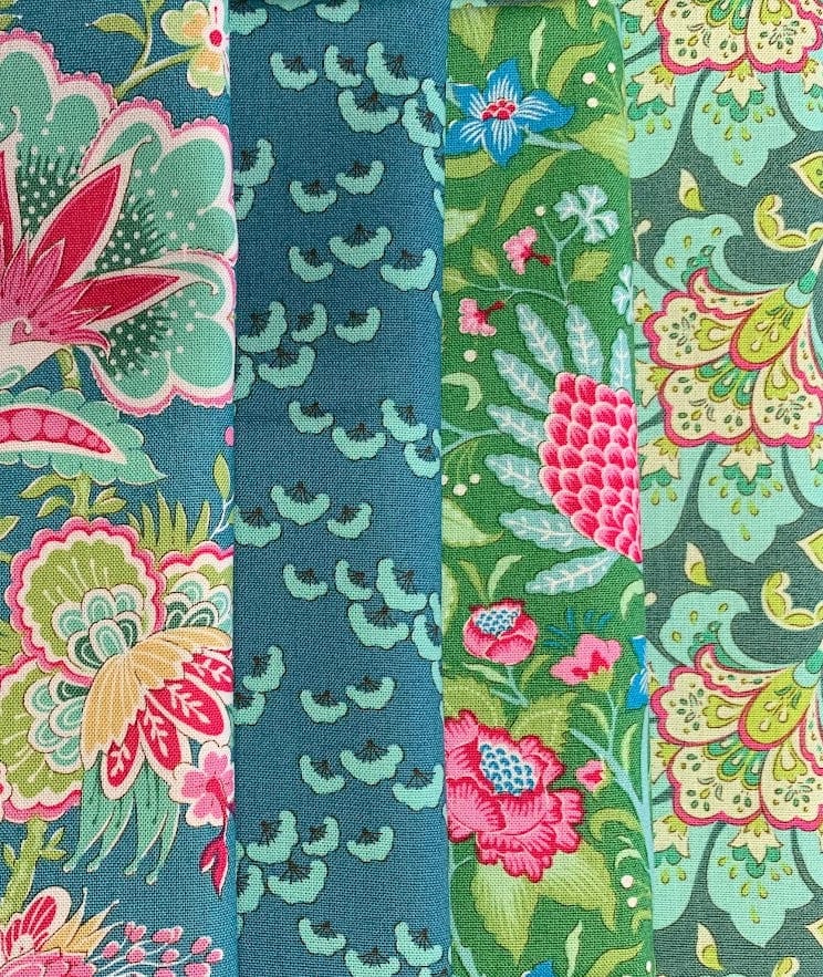 Bloomsville Fat Quarter Bundle -