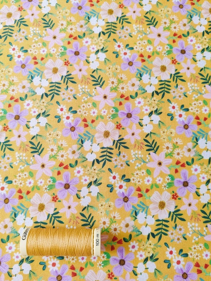 Olivia Flower  -  Pink