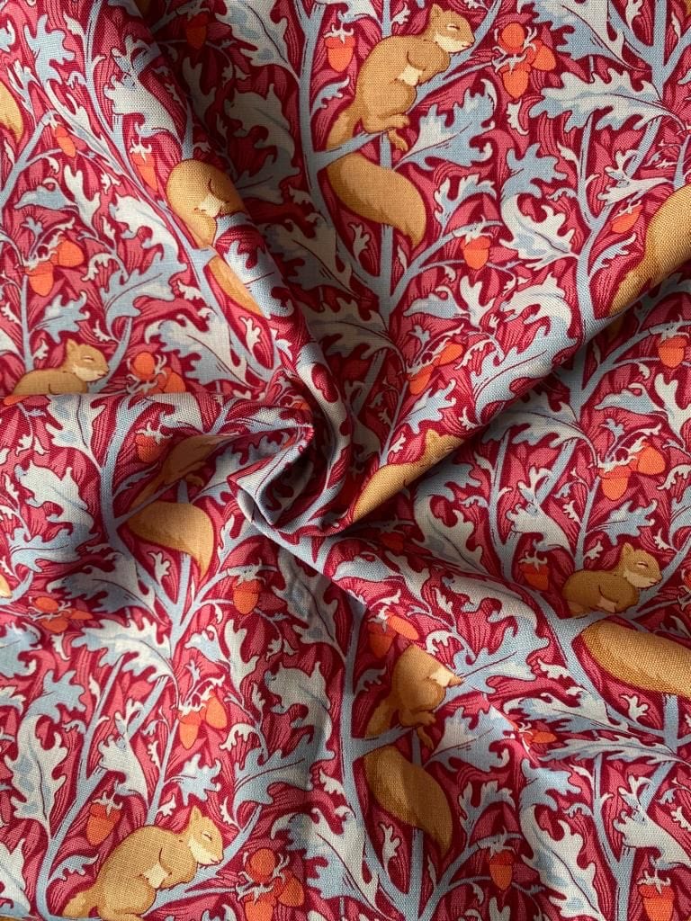 Squirreldream  -  hibiscus Fabric