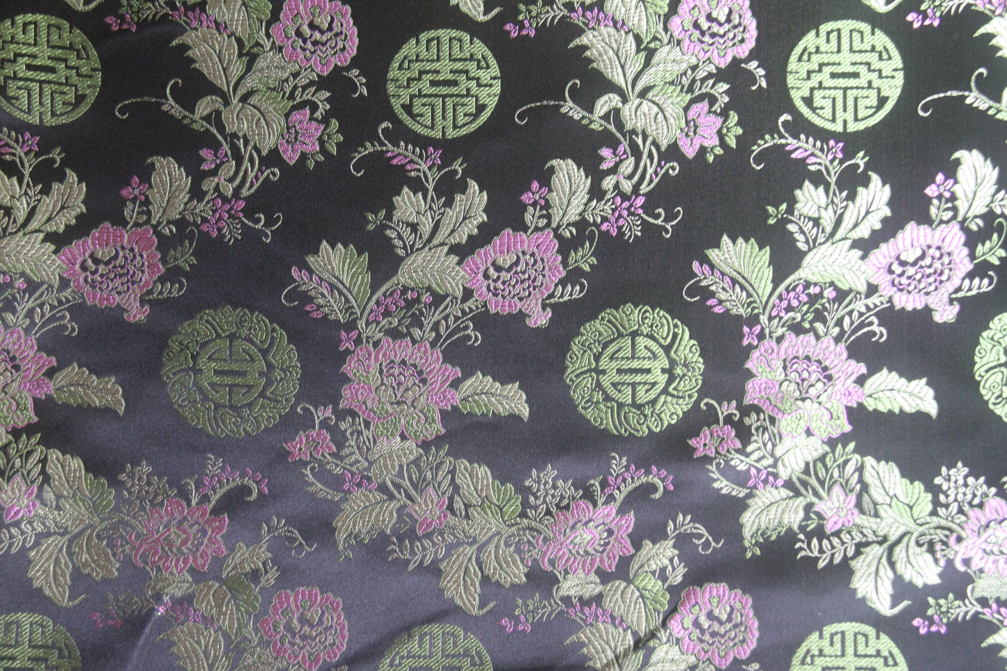 Oriental Vine  -  Black