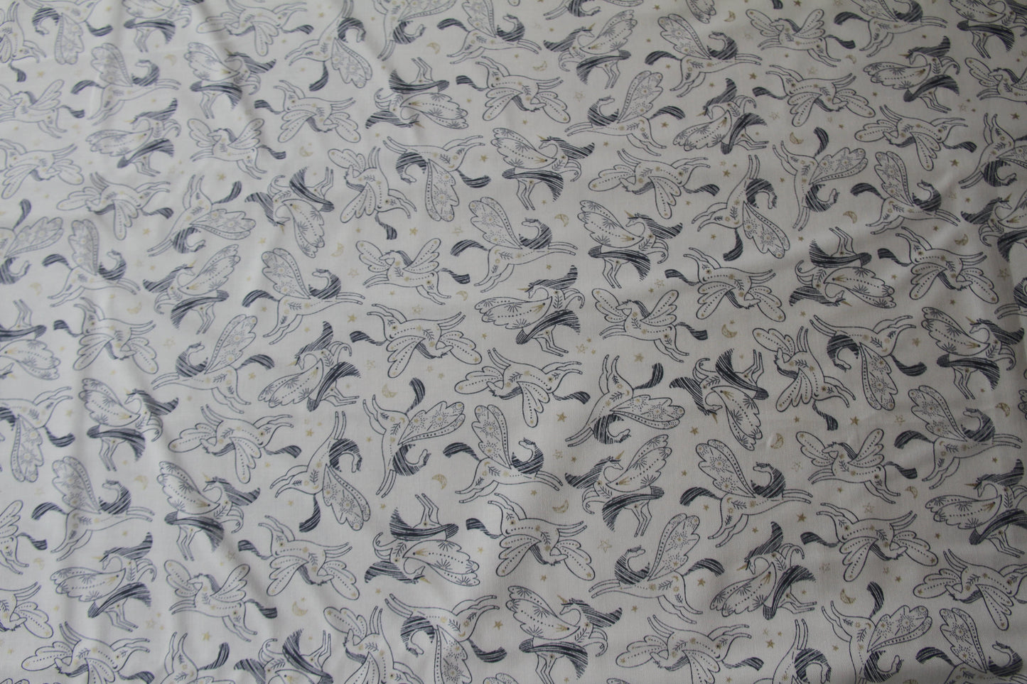 Elegant Unicorns  -  Cream