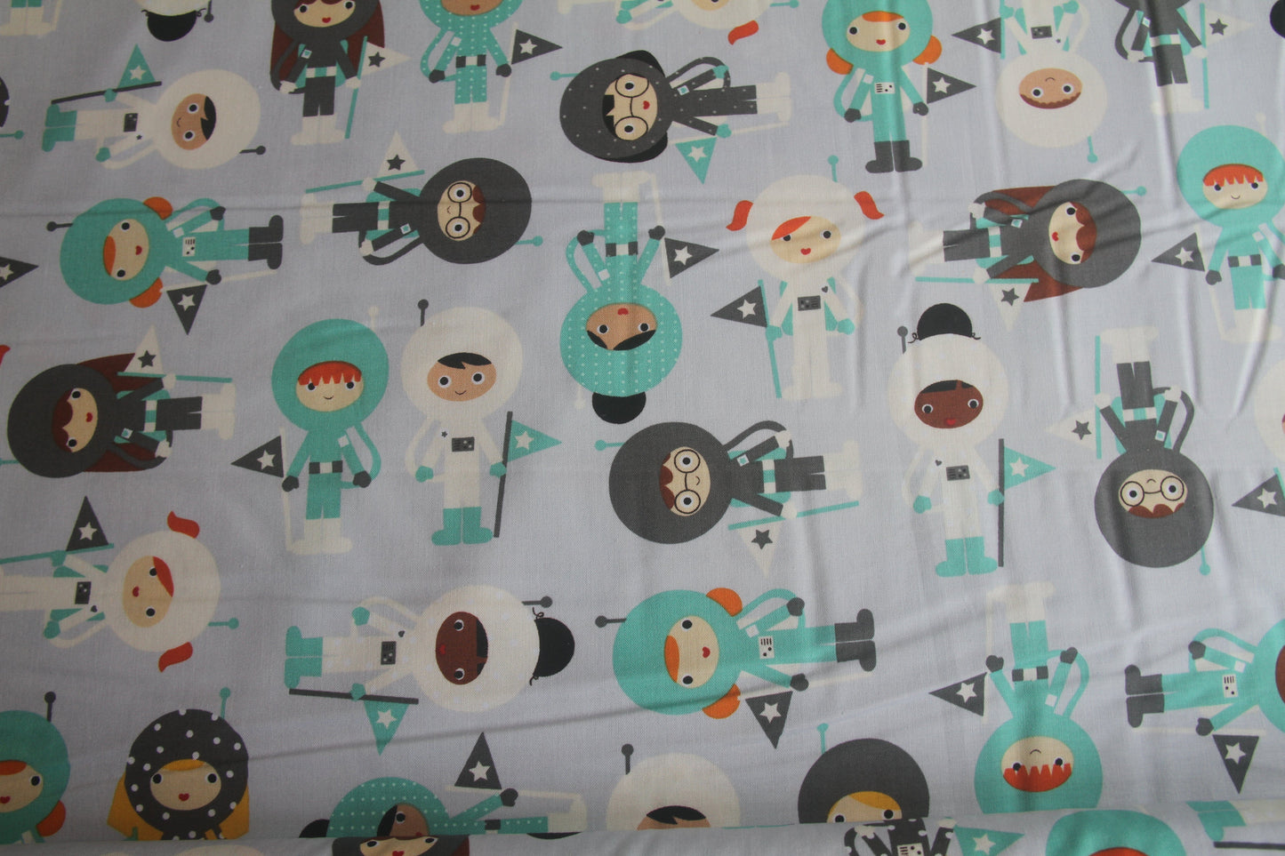 Space Explorers  -  Grey