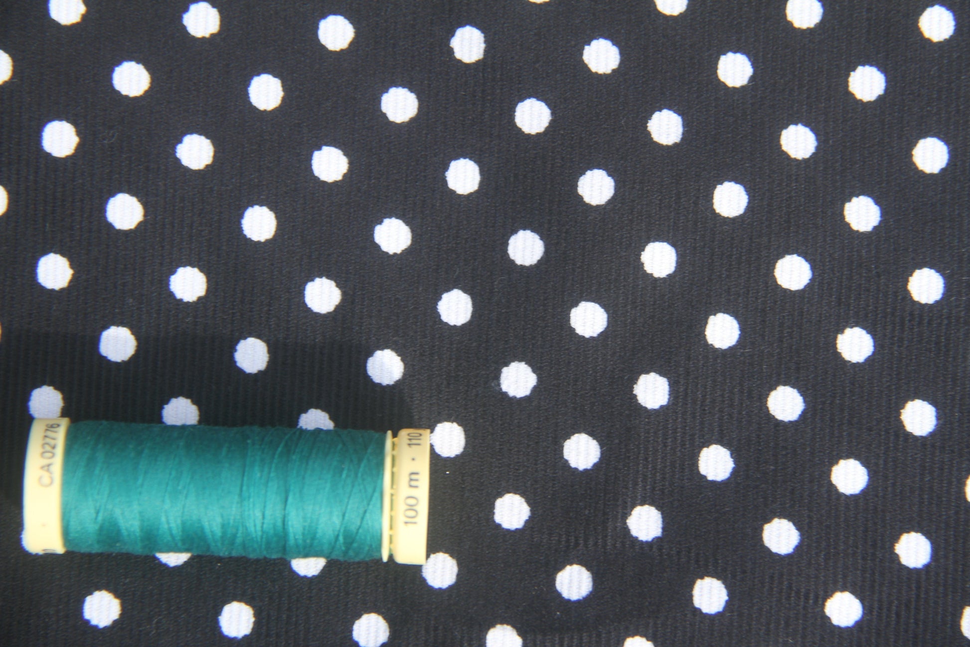 Dot-Dot-Dot  -  Black