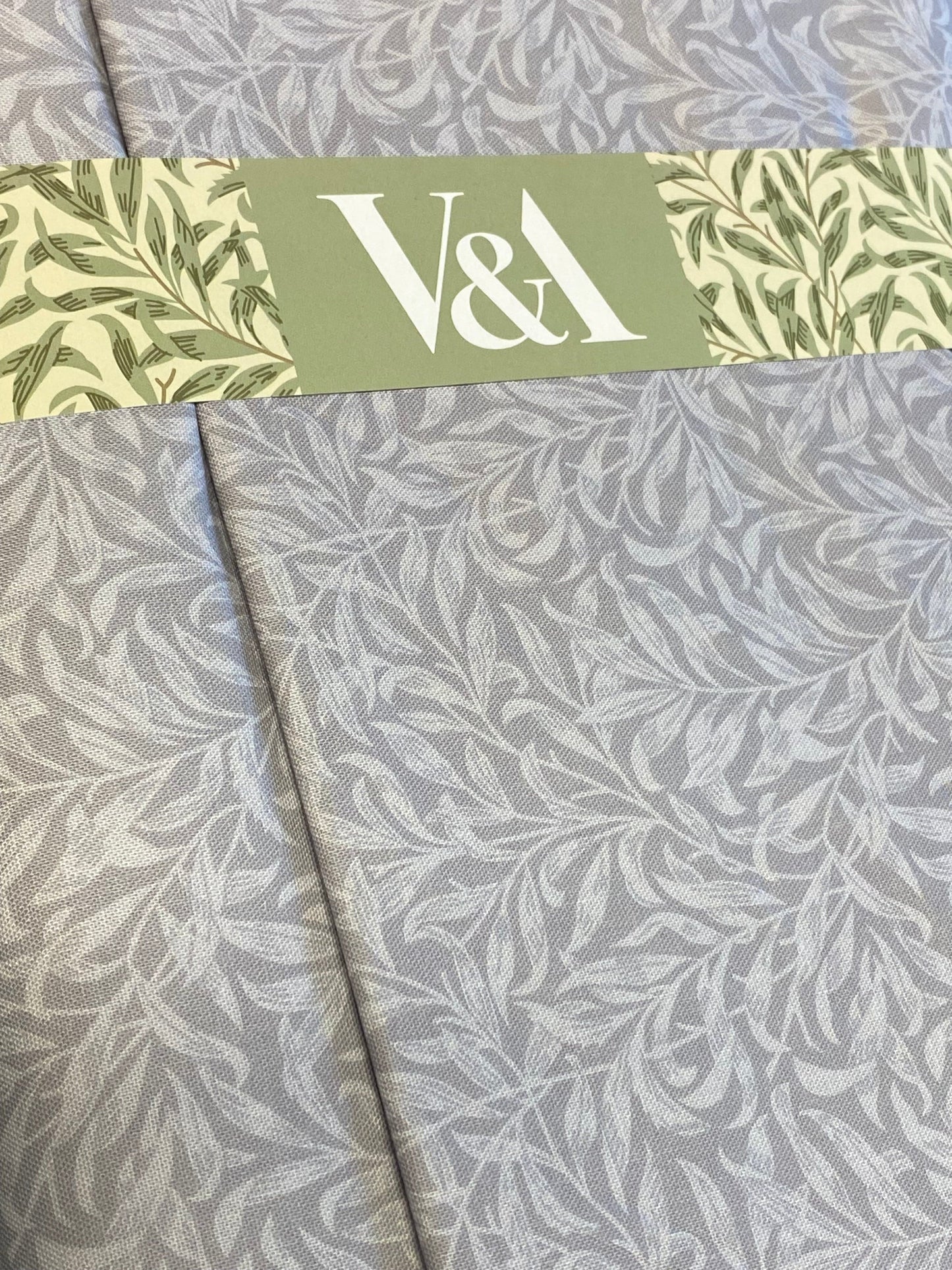 Willow Boughs quilting cotton  - 