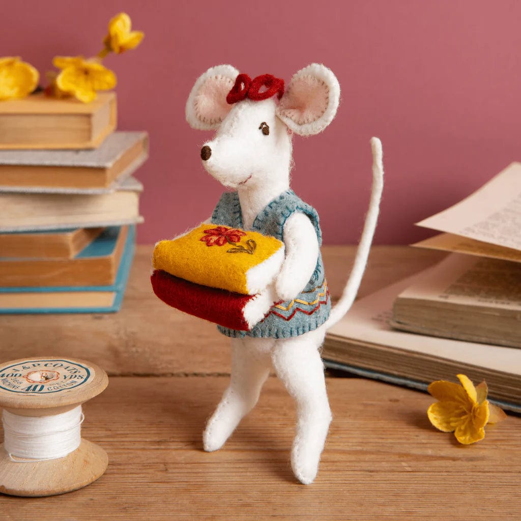 Little Mouse the Librarian             Craft Mini Kit  - 