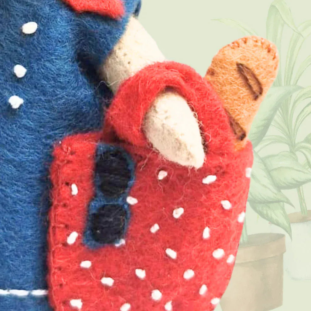 Little Mouse in Paris  - 
