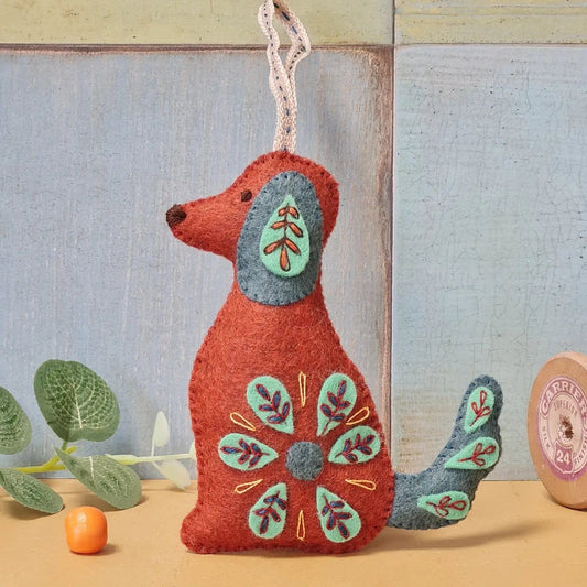 Folk Dog Felt Craft Mini Kit  - 