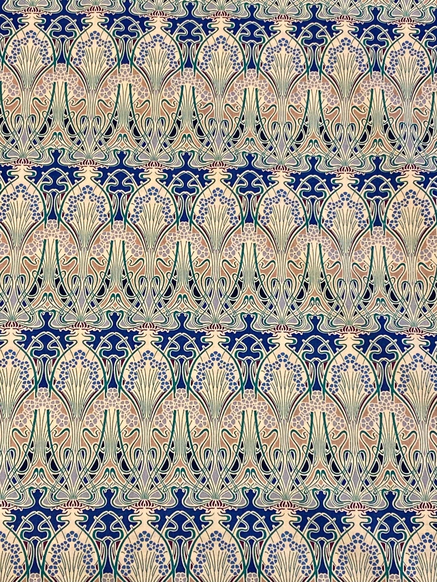 Daphne  -  Blue