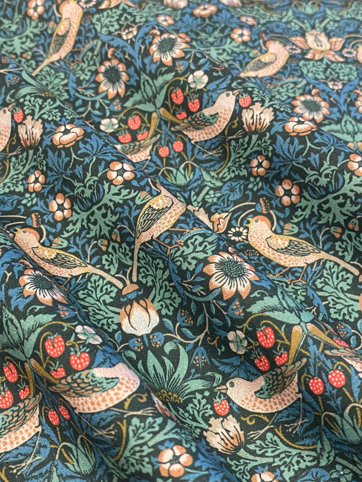 Strawberry Thief William Morris  - 